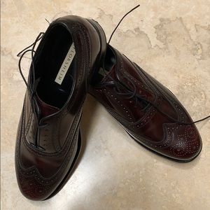 Florsheim brown wingtip dress shoes